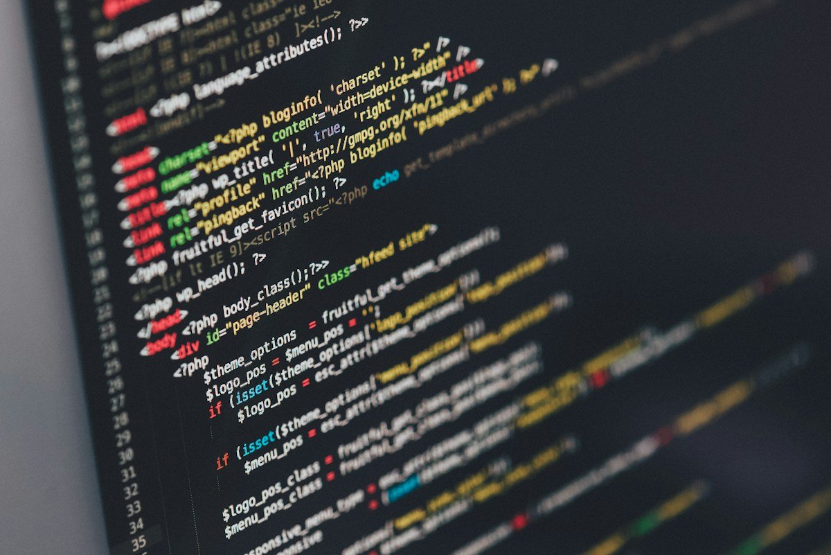 Detalle de desarrollo de software; imagen ilustrativa
